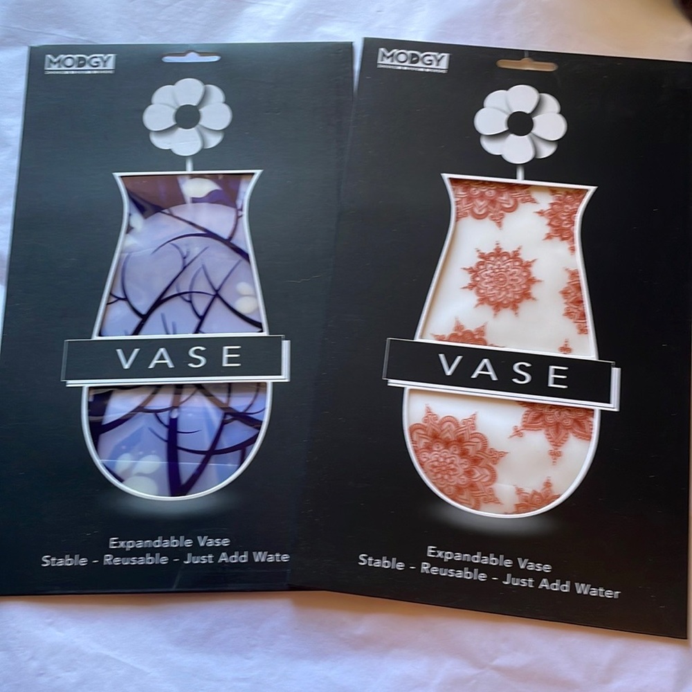 MODGY brand expandable vase - set of 2